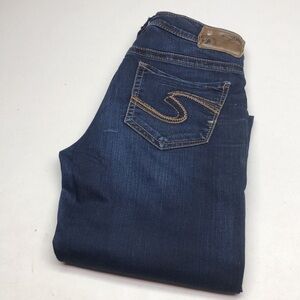 SILVER SUKI MID STRAIGHT JEANS 27x32 ⭐️